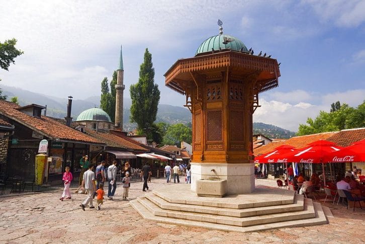 Sebilj, a Moorish-style fountain modelled on a stone fountain in Istanbul dating from 1891 in front of Bascarsija Mosque, Bascarsija district, Old Town, Sarajevo, Bosnia Herzegovina, Europe