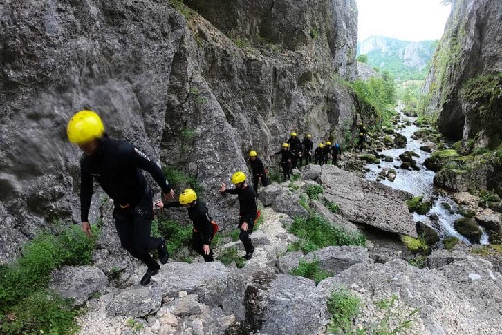 Tour begins as the group walks into canyon Nevidio