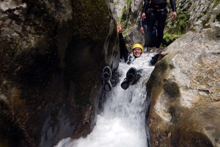 Slide down water, Nevidio Canyoning