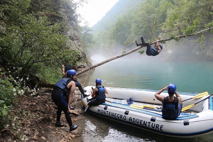 Rafting Tara having fun at break