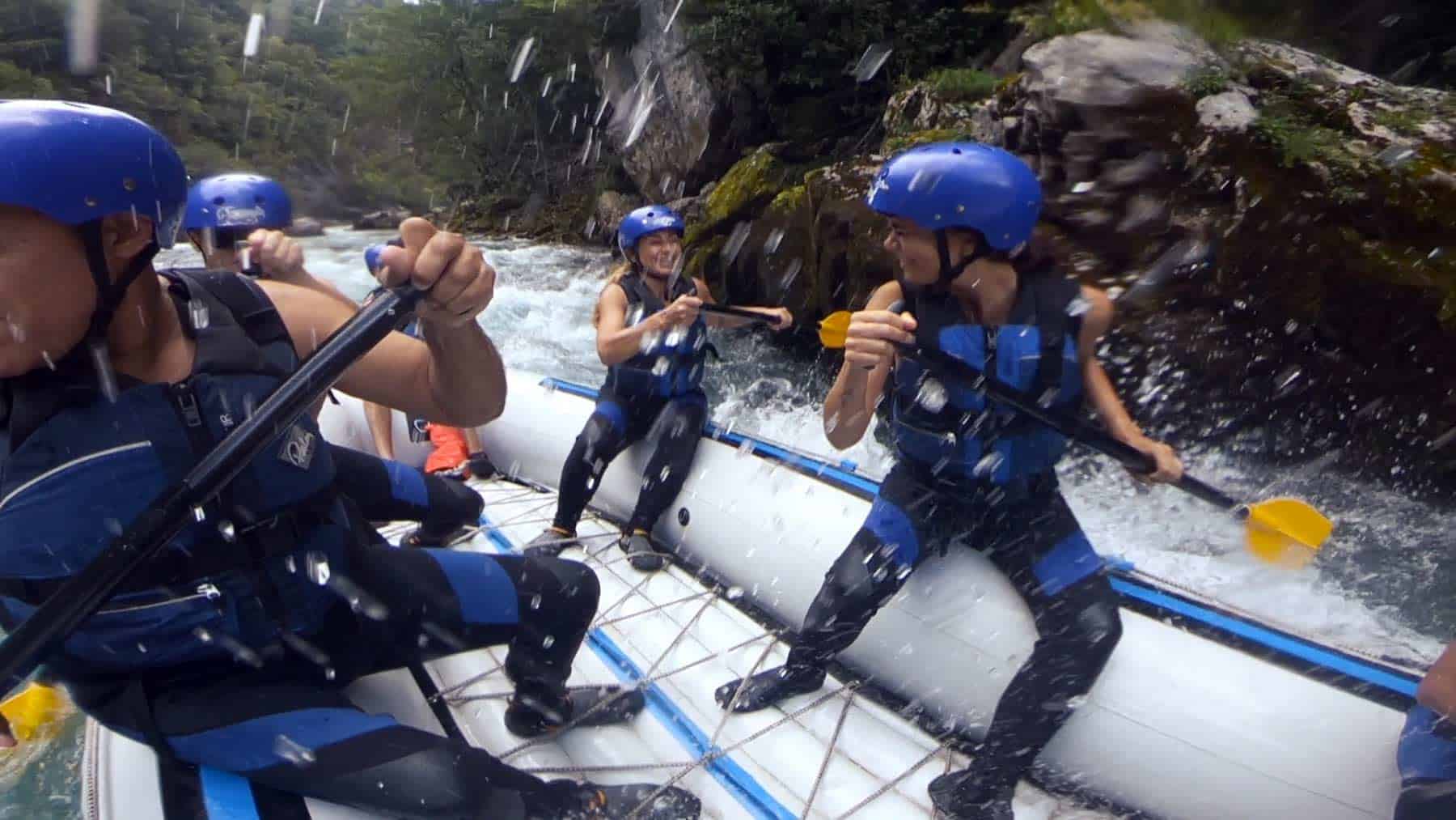 Rafting Tara water splash