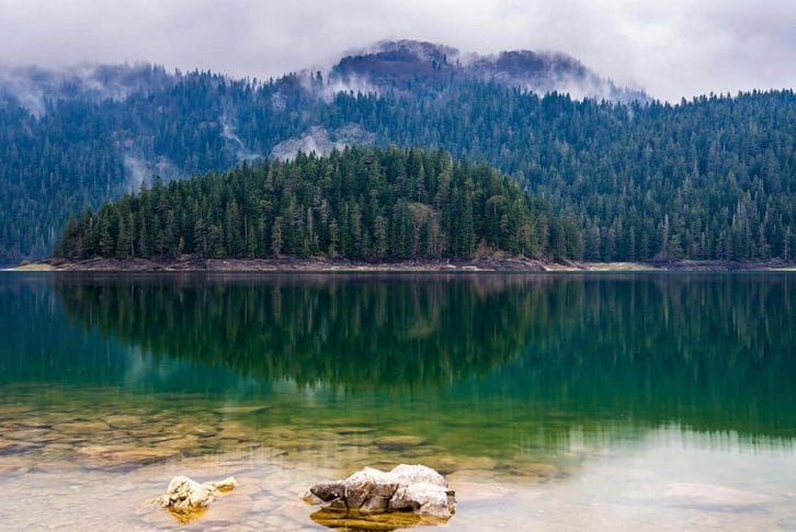 Mist over the mountains at Black Lake